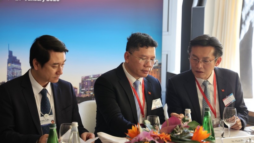 Ho Chi Minh City showcases Vietnam International Financial Centre at WEF Davos